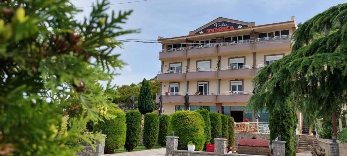 Hotel Vila Toska Piskupat Exterior foto