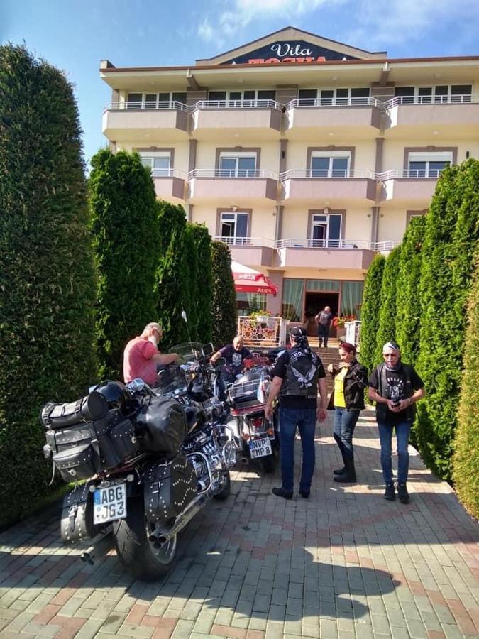 Hotel Vila Toska Piskupat Exterior foto