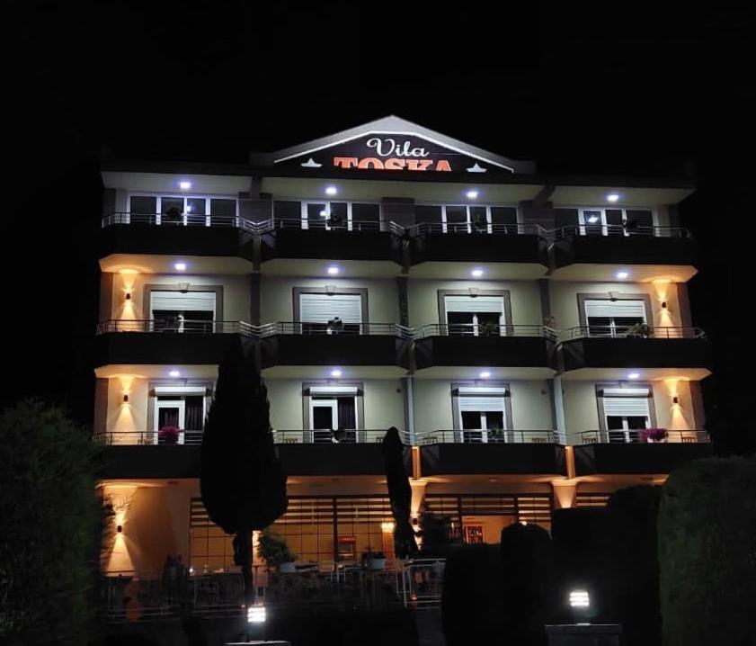 Hotel Vila Toska Piskupat Exterior foto