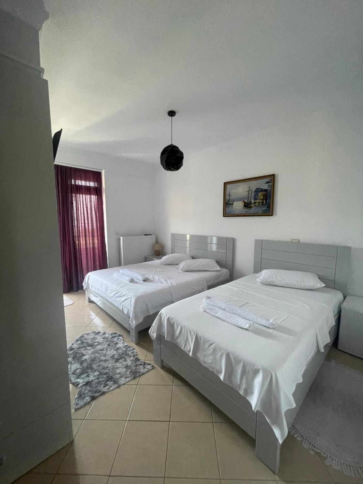 Hotel Vila Toska Piskupat Exterior foto